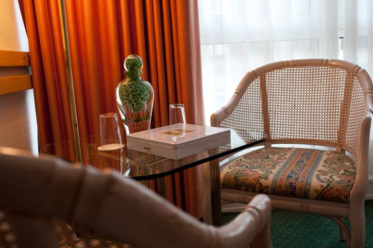 Drake Longchamp Swiss Quality Hotel