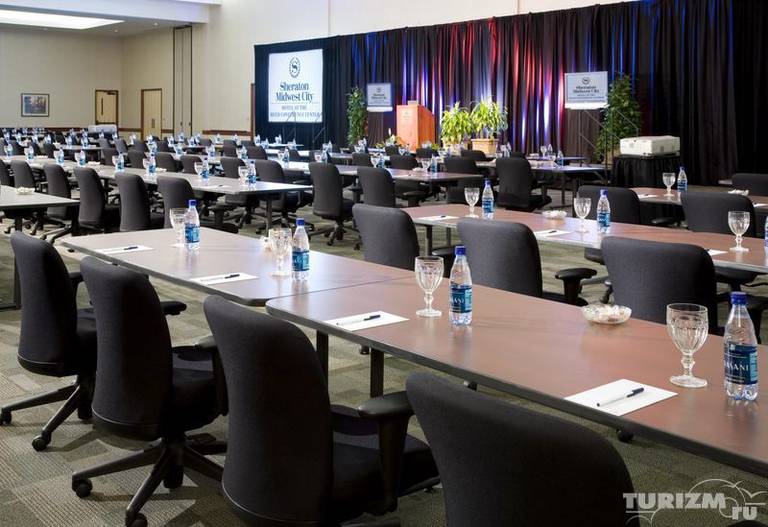 Sheraton Midwest City Hotel at the Reed Conference