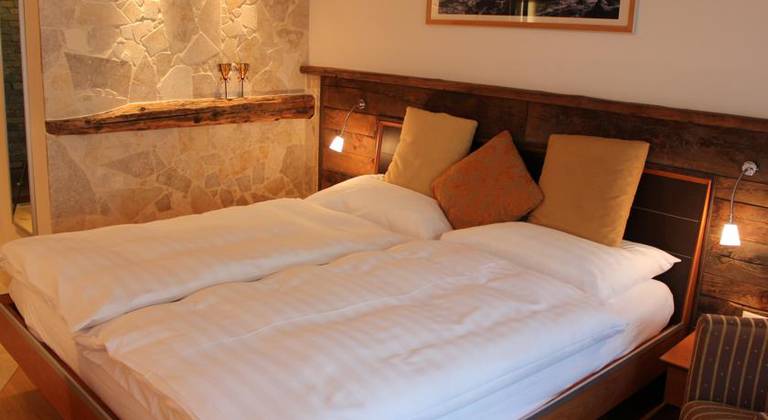 Pollux Hotel