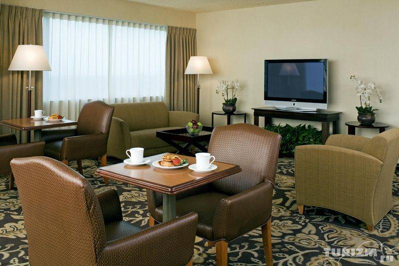 Sheraton Ontario Airport Hotel 3* США, Онтарио