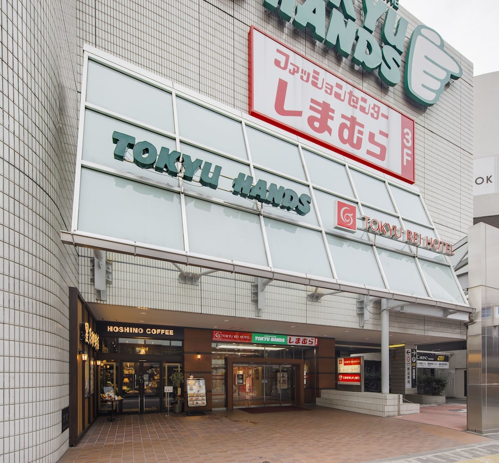 Osaka Tokyu REI Hotel 3*