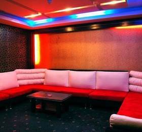 Yihe Longbai Honqiao Airport в Шанхае