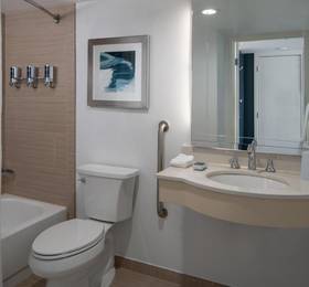 Sheraton Suites Tampa Airport Westshore в Тампе