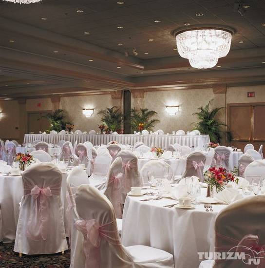 Sheraton Suites Akron-Cuyahoga Falls 5* США, Кайяхога Фоллз