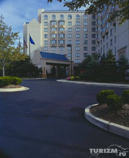 Sheraton Suites Columbus 5* США, Колумбус