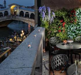 Rialto Hotel в Венеции
