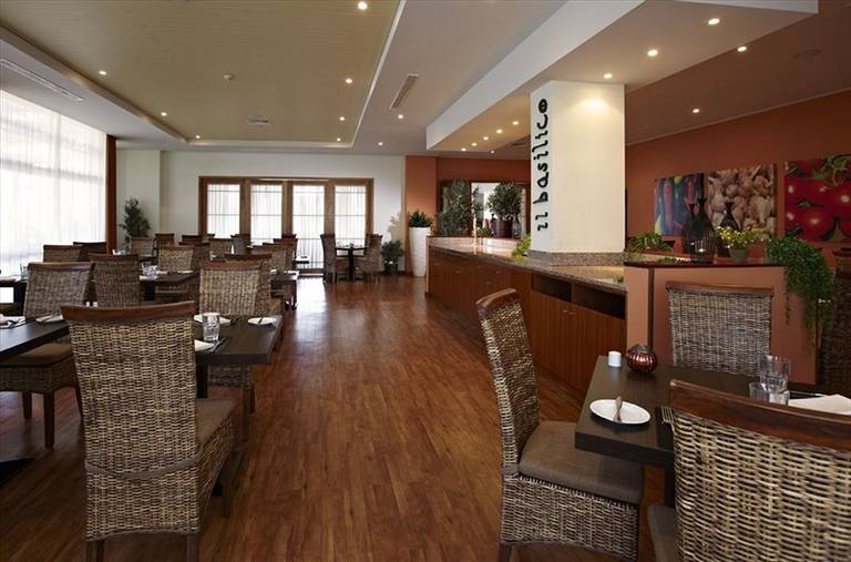 Porto Bay Falesia