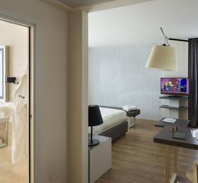Una Hotel Century Milano в Милане