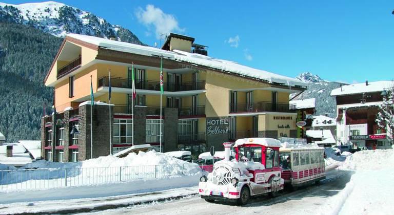 Hotel & Club Bellevue