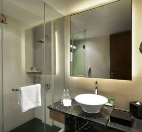 Four Points By Sheraton Shangai Daning в Шанхае