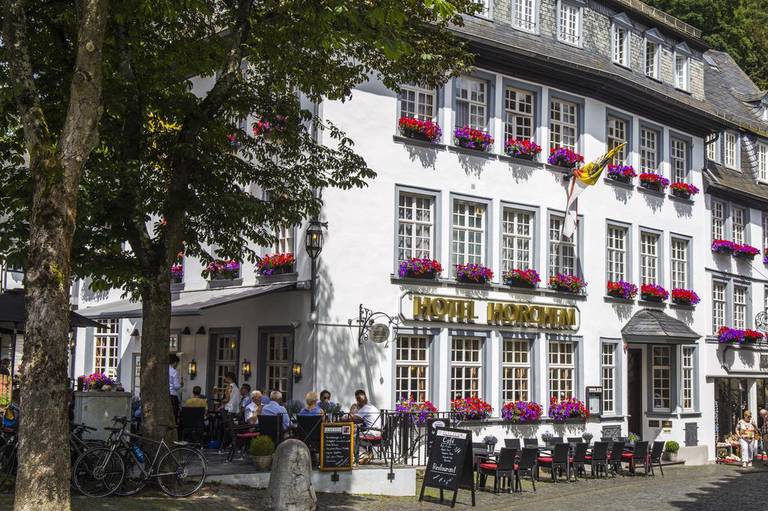 Horchem Hotel-Restaurant-Cafe-Bar