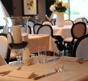 DoubleTree by Hilton Royal Parc Soestduinen в Сустдуйнене