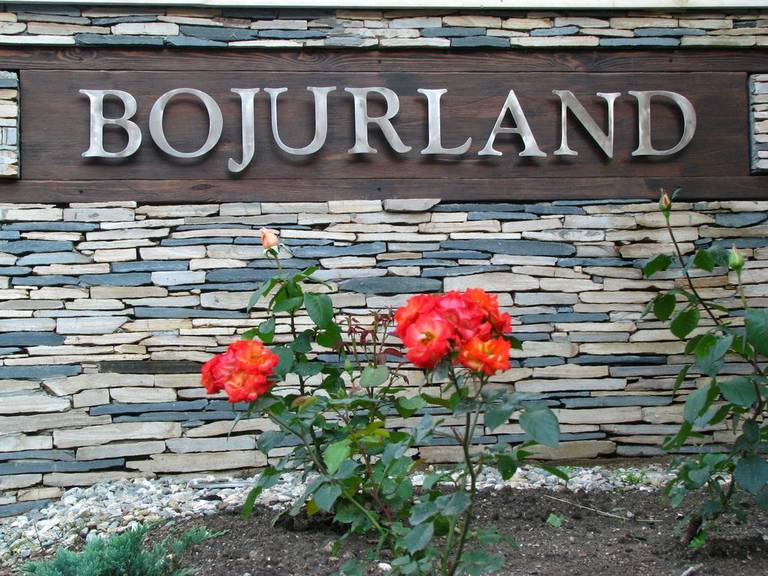 Bojur Hotel
