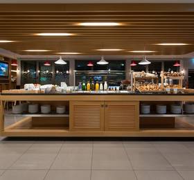 Отдых в Holiday Inn Express Lisbon Airport - Португалия, Лиссабон