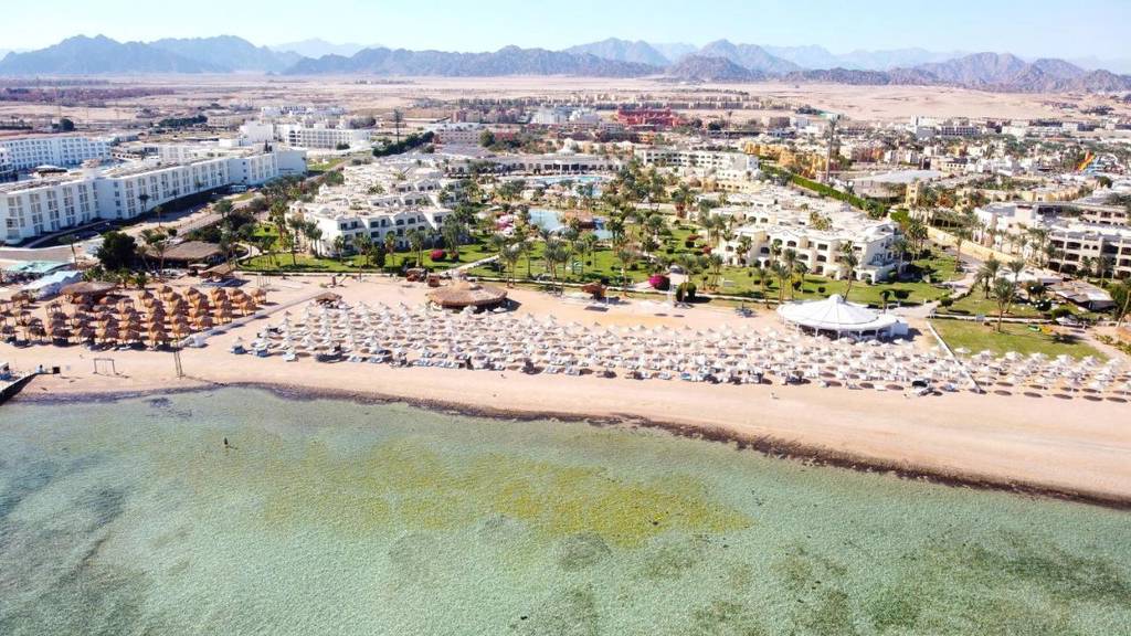 Regency Plaza Aqua Park And Spa Resort 5*
