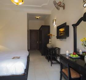 Indochine Hoi An Riverside Hotel & Spa в Хой Ан