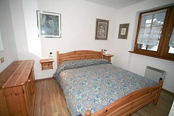 Agenzia Immobiliare Alpi 2000 S a s