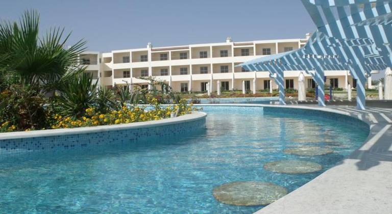 Royal Brayka Beach Resort