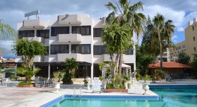 Tasiana Star Hotel Apartments
