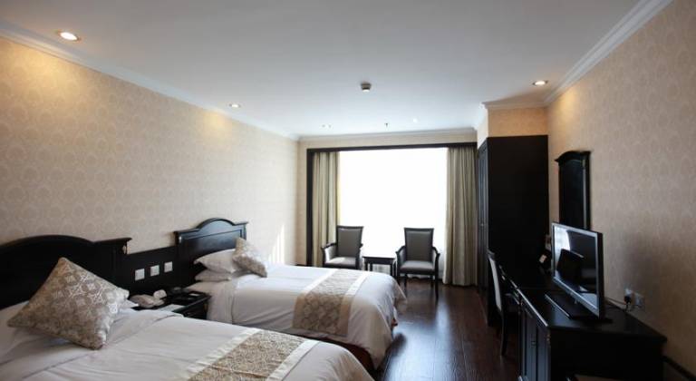 Greenland Jiulong Hotel
