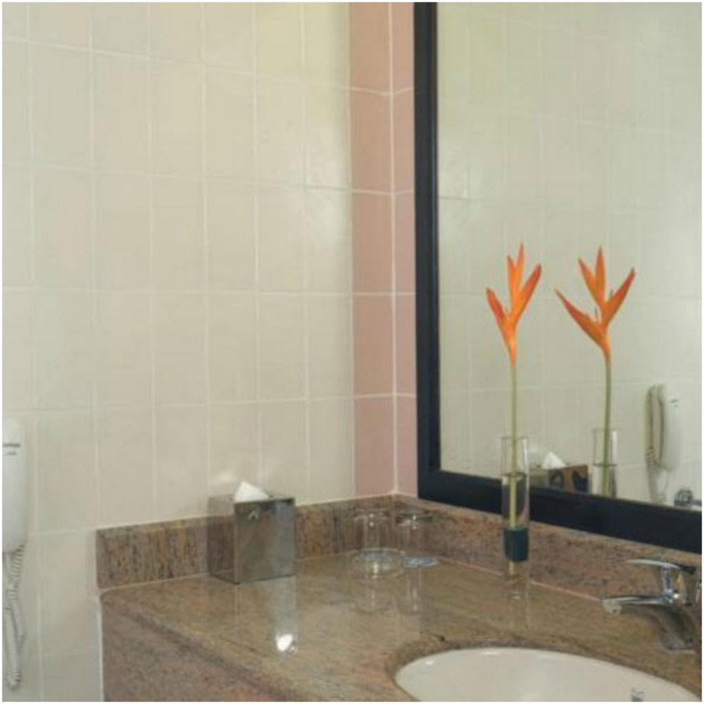The Gateway Hotel Marine Drive Ernakulam 5*