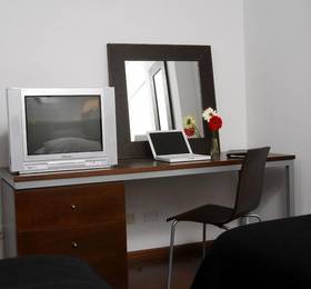Cordoba 860 Suites Apart Hotel в Буэнос-Айресе