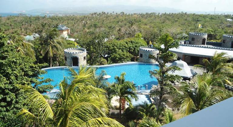 Lingganay Boracay Hotel Resort
