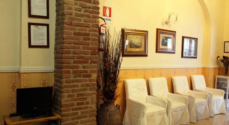 Hollywood Hotel, Miramare di Rimini
