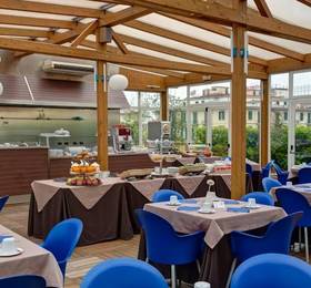 Best Western Naples Plaza Hotel в Неаполе
