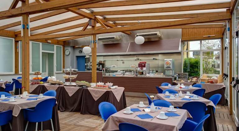 Best Western Naples Plaza Hotel