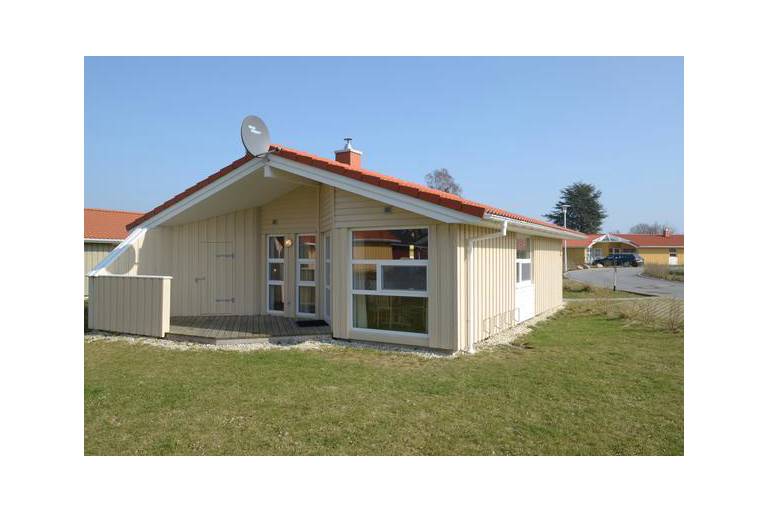 Two-Bedroom Holiday home in Gromitz 2