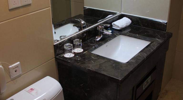 Yifeng Hotel Guangzhou