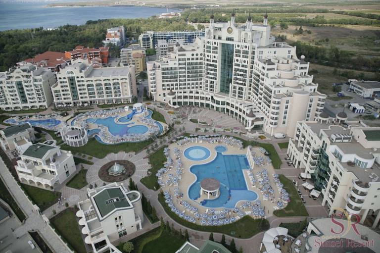 Sunset Resort