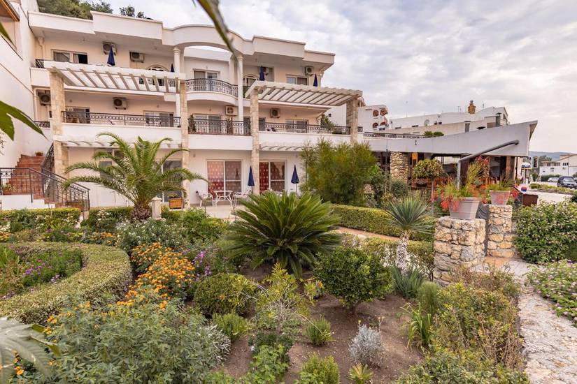 Adriatic Apartment 3* Черногория, Ульцинь