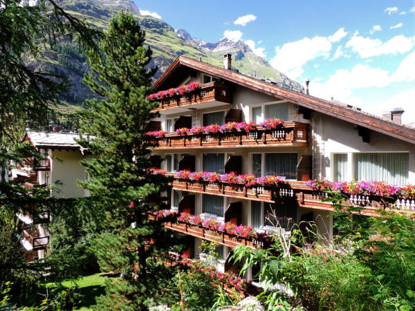 Jaegerhof Hotel & Apartments