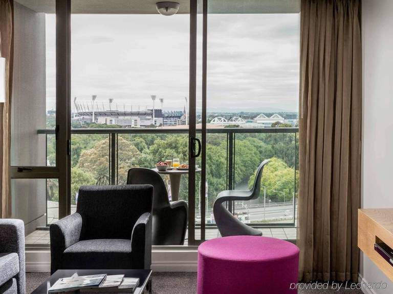 Quay West Suites Melbourne