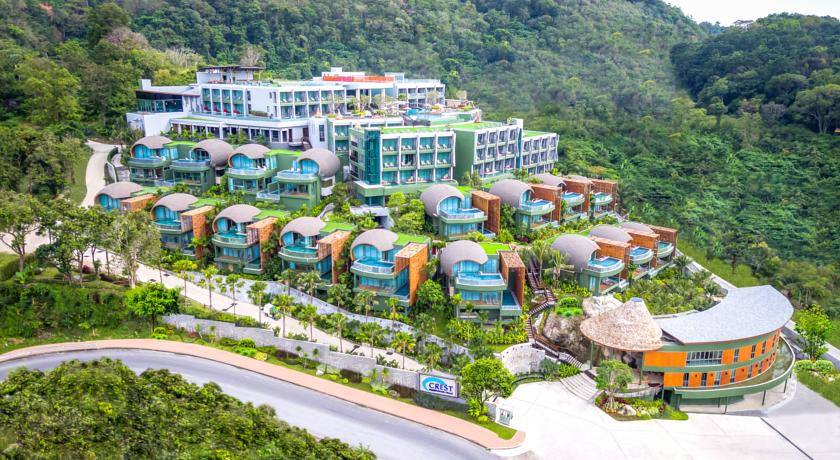 Crest Resort & Pool Villas 5*