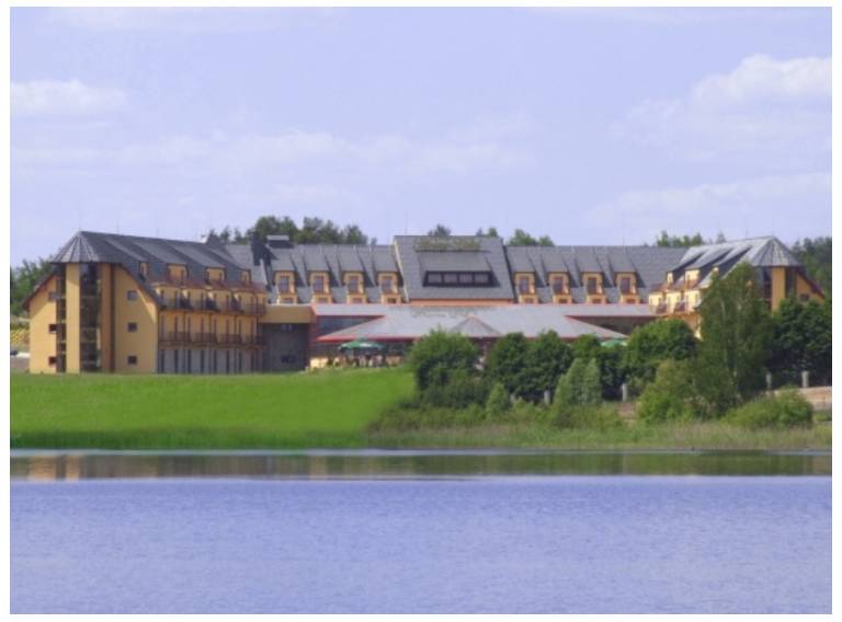 Manor Hotel