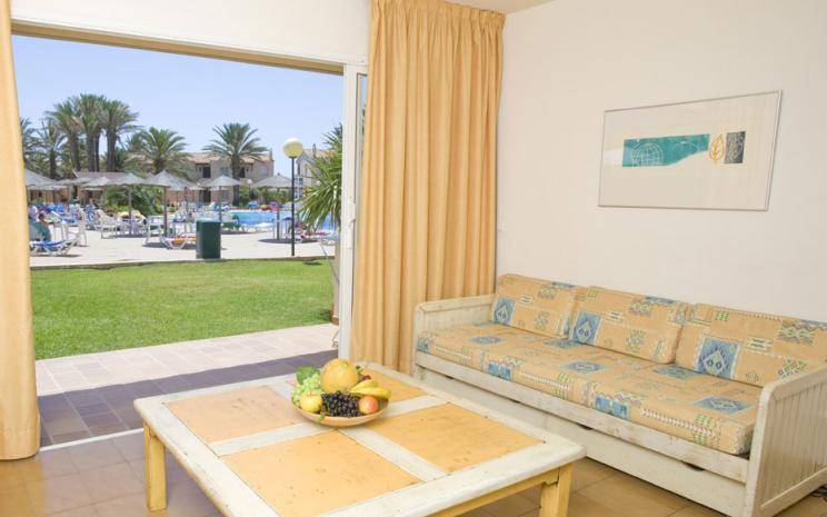 Las Palmeras Apartments 3* Испания, Менорка