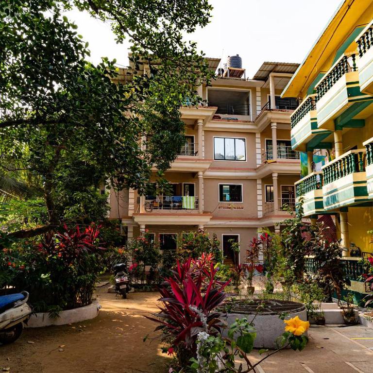 Ivon Guest House
