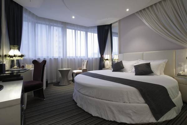 Rhea Boutique Hotel 4*