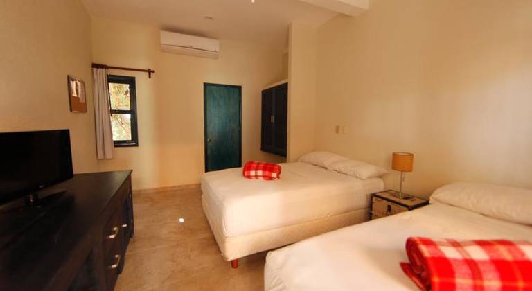 Arena Hotel