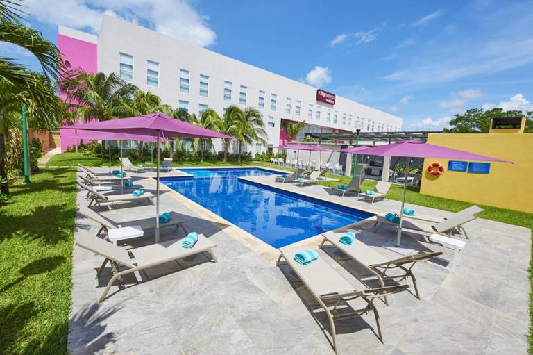 City Express Playa del Carmen