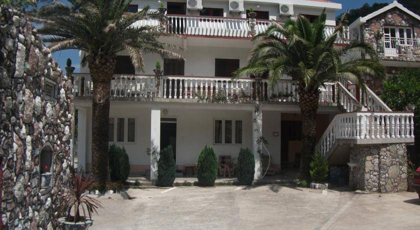Radonjic Villa 3* Черногория, Будва