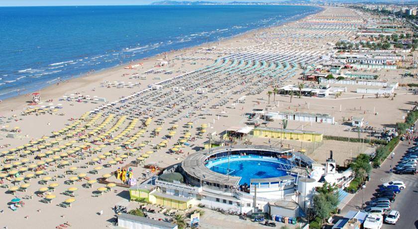 Hotel Alba Serena 3* Италия, Римини