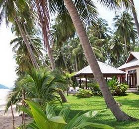 Laem Sor Beachfront Villa B 2bed в Самуи