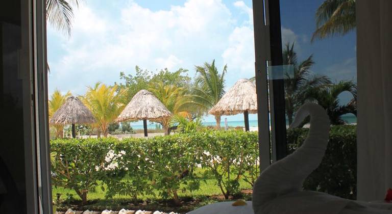 Puerto Holbox Hotel