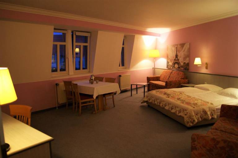 Bed & Kitchen Cityappartments Dresden