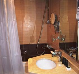 Manhattan Avenue Hotel в Дубае