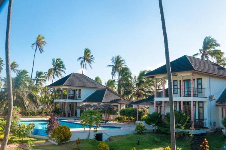 Zawadi Beach Villas